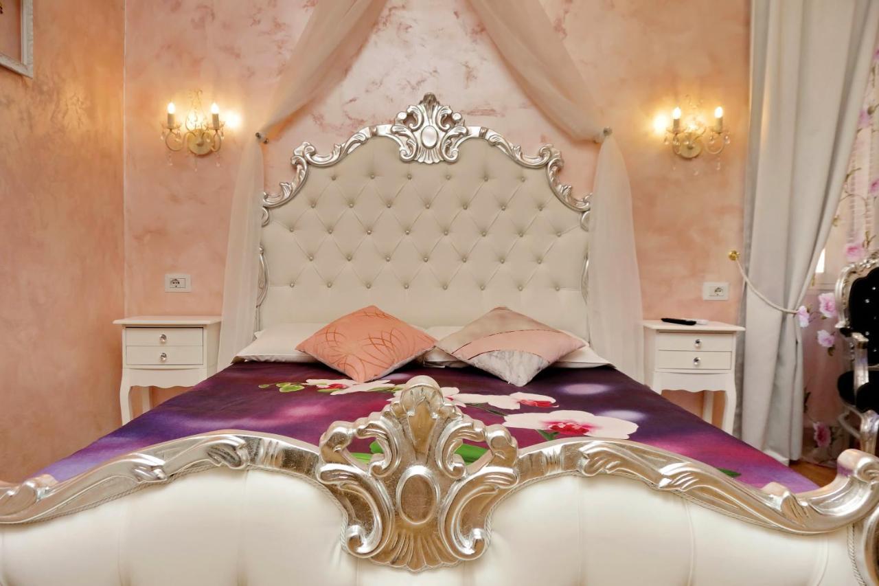 Deluxe Rooms And Chilling Jacuzzi Suite Guesthouse Roma Exterior foto